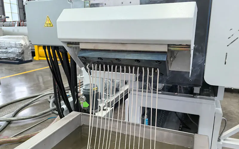 Fiber-yarn-recycling-plastic-pelletizer